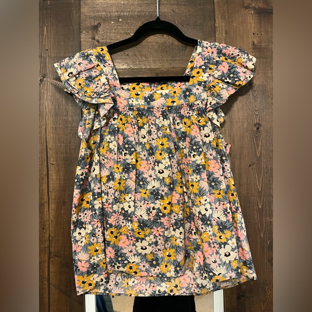 Azōe Floral Top